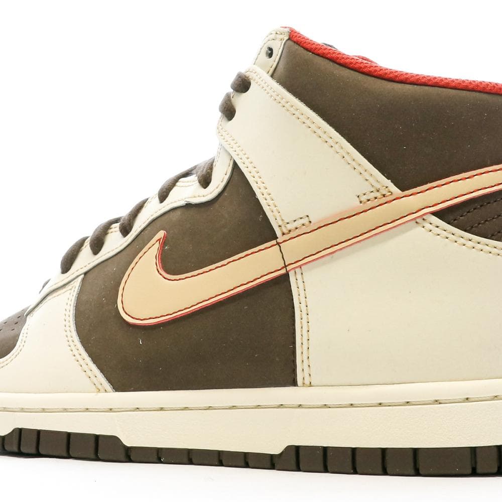 Baskets Écru/Marron Homme Nike Dunk High Retro 7