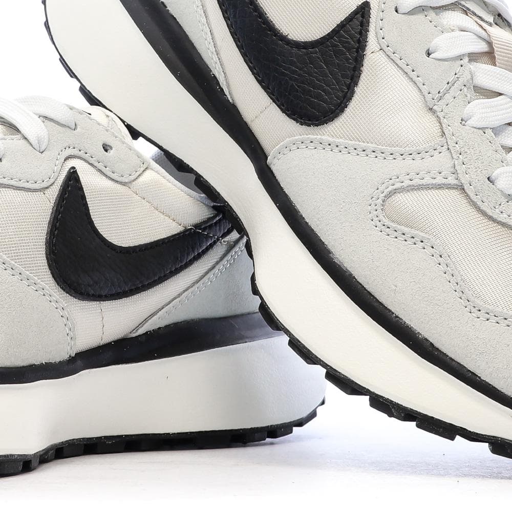 Baskets Beiges Femme Nike Phoenix Waffle 7