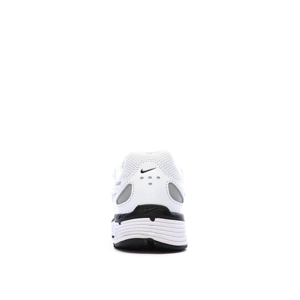 Baskets Blanches/Noires Homme Nike P-6000 3
