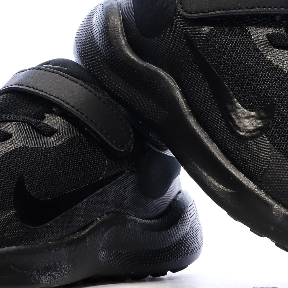 Baskets Noires Garçon Nike Revolution 7 7